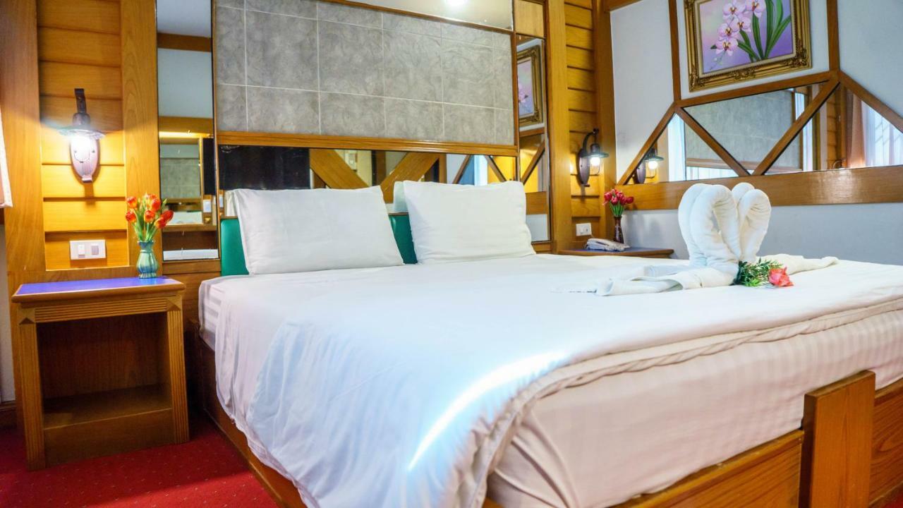 Siri Hotel Nakhonratchasima Exterior foto